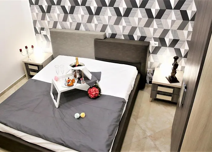 Olympus بومبيي